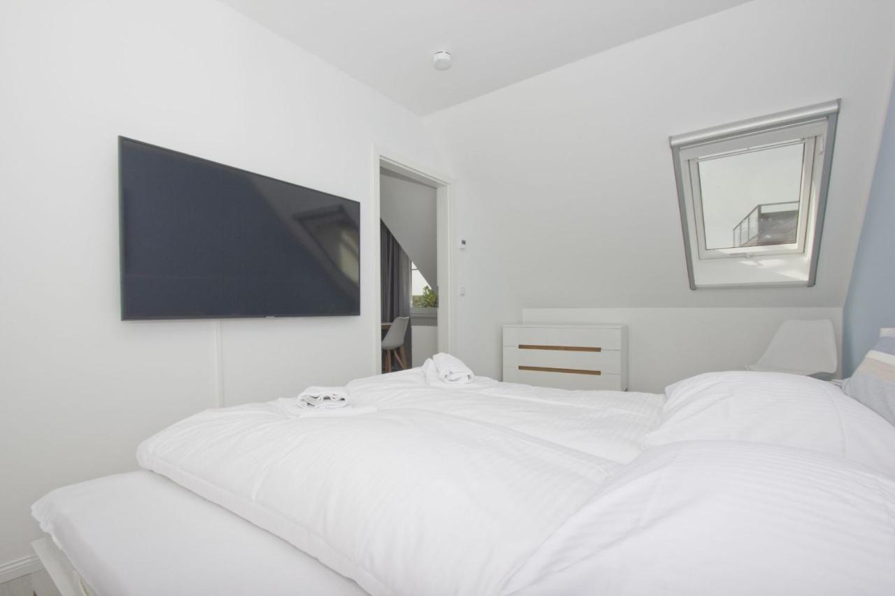 Ferienwohnung Mit Meerblick Und Gartennutzung - Haus Inselwind Fewo Meerstrand Groß Zicker Exterior foto